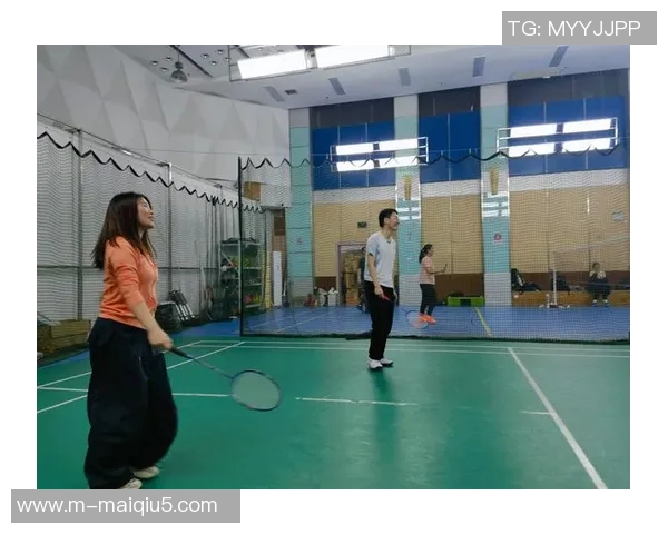 羽毛球巨献揭秘上海羽毛球队的训练节奏与成长之路